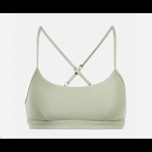Alo Yoga Airlift Intrigue Sports Bra In Limestone XS